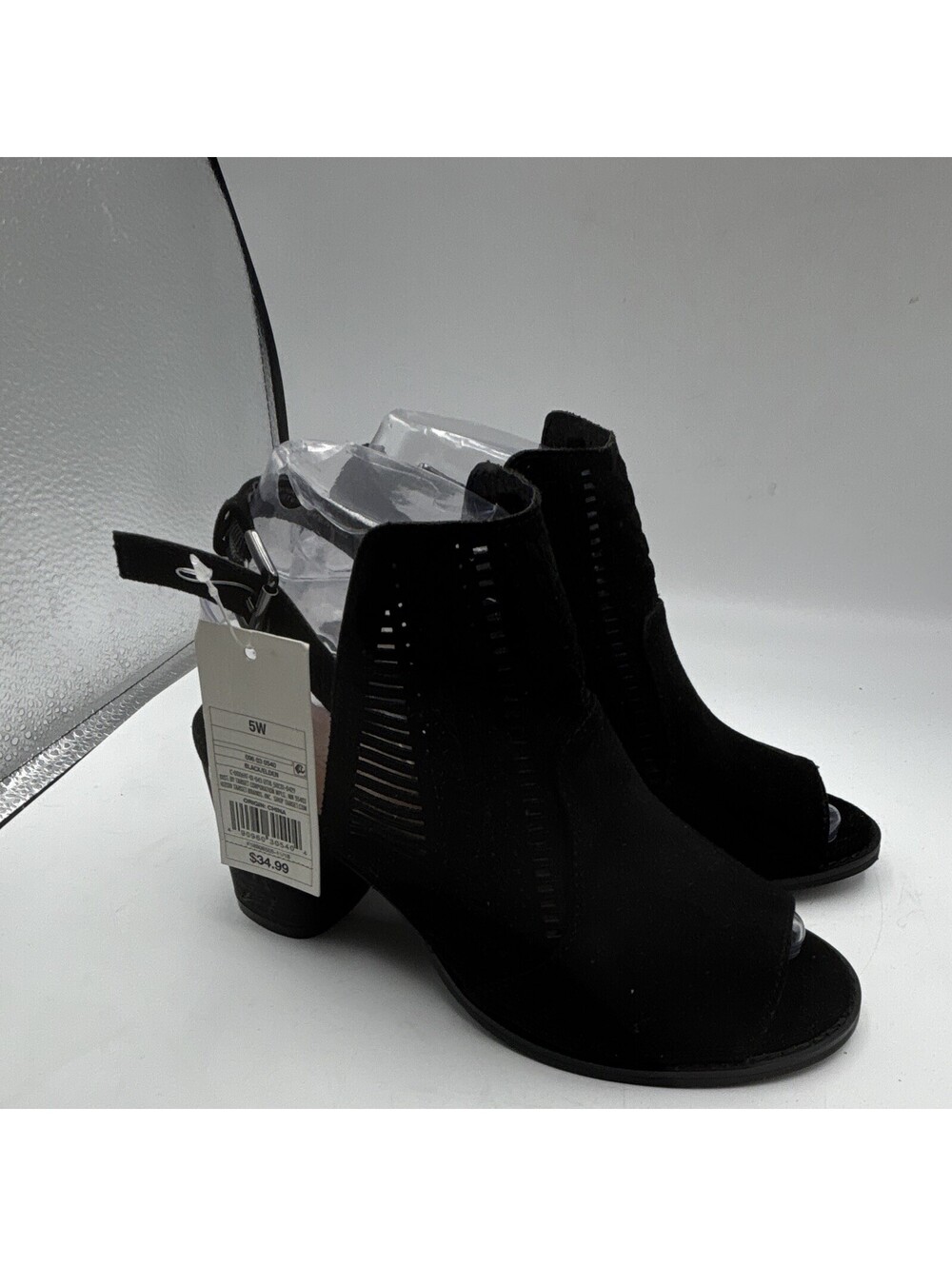 Universal Thread Womens Size 5W Black Suede Open Toe Ankle Strap Block Heels